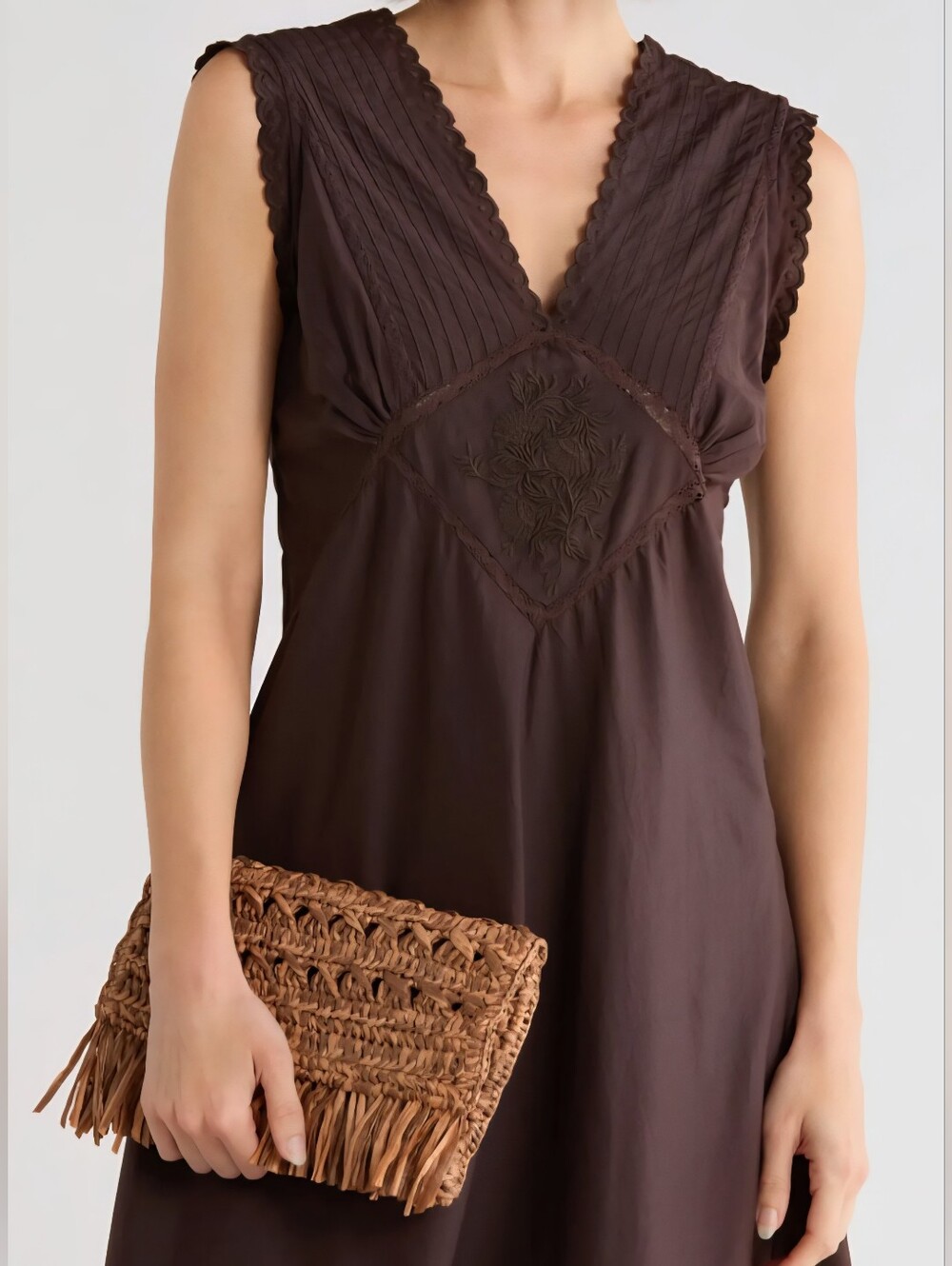 Remi Straw Clutch